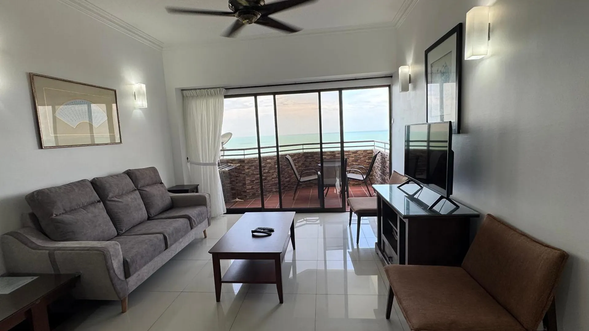 Sunset View Batu Ferringhi Apartment 0*,  Malaysia